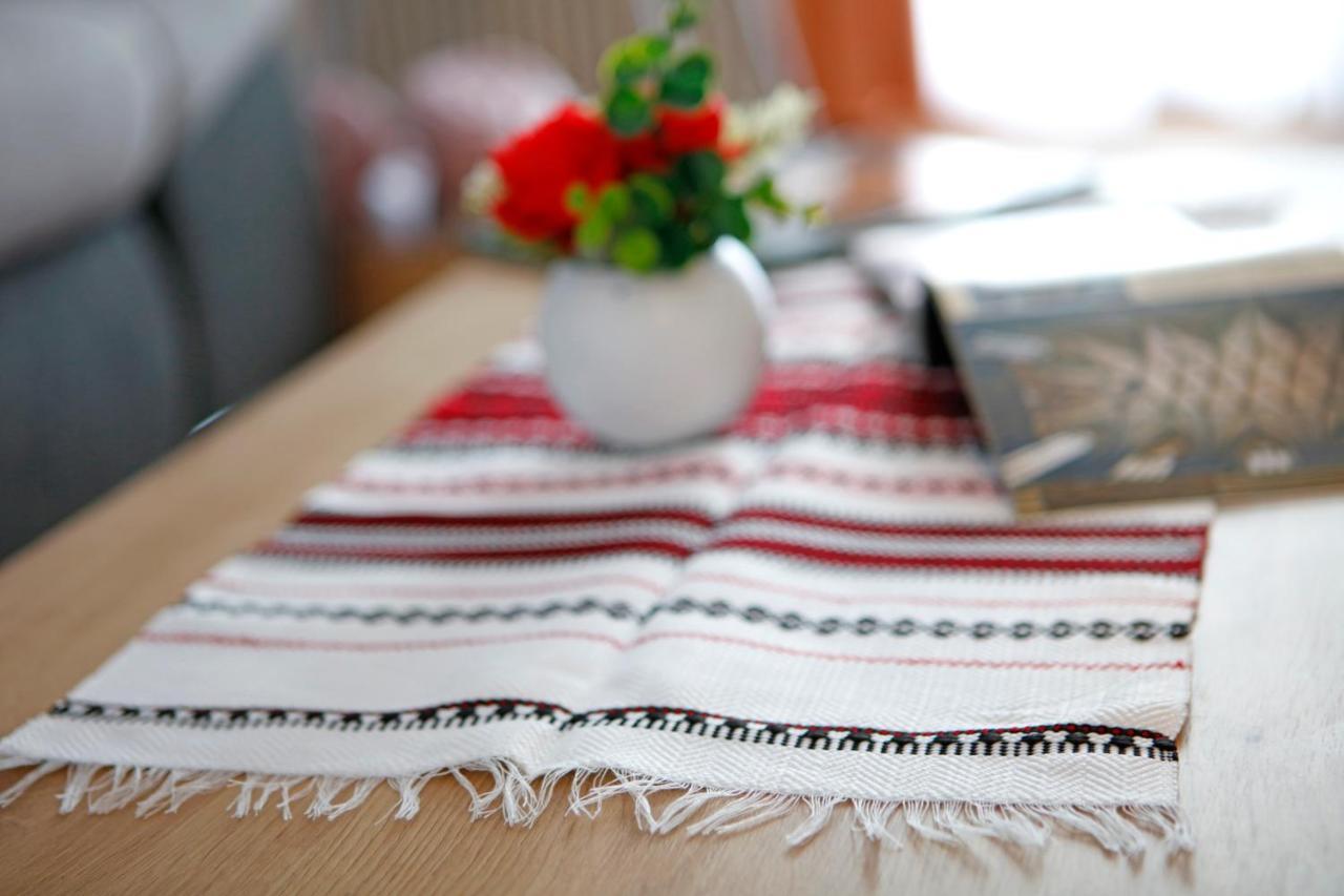Traditional Romanian Apartments Βουκουρέστι Εξωτερικό φωτογραφία